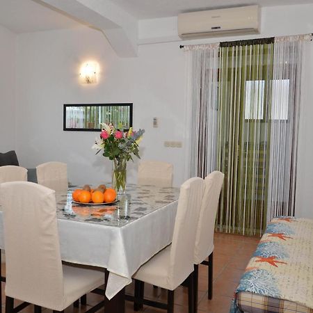 Apartmán Ma-Lo Pirovac Exteriér fotografie