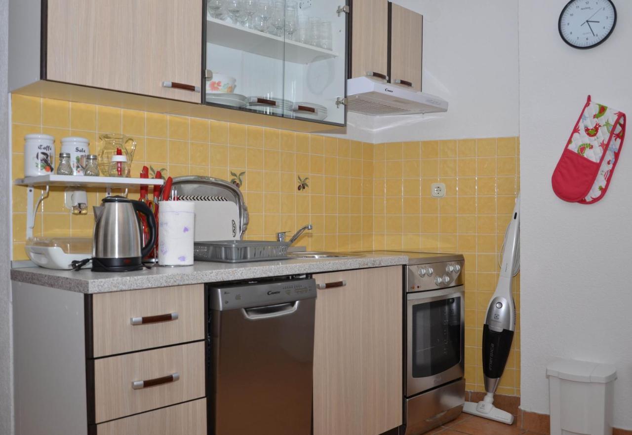 Apartmán Ma-Lo Pirovac Exteriér fotografie