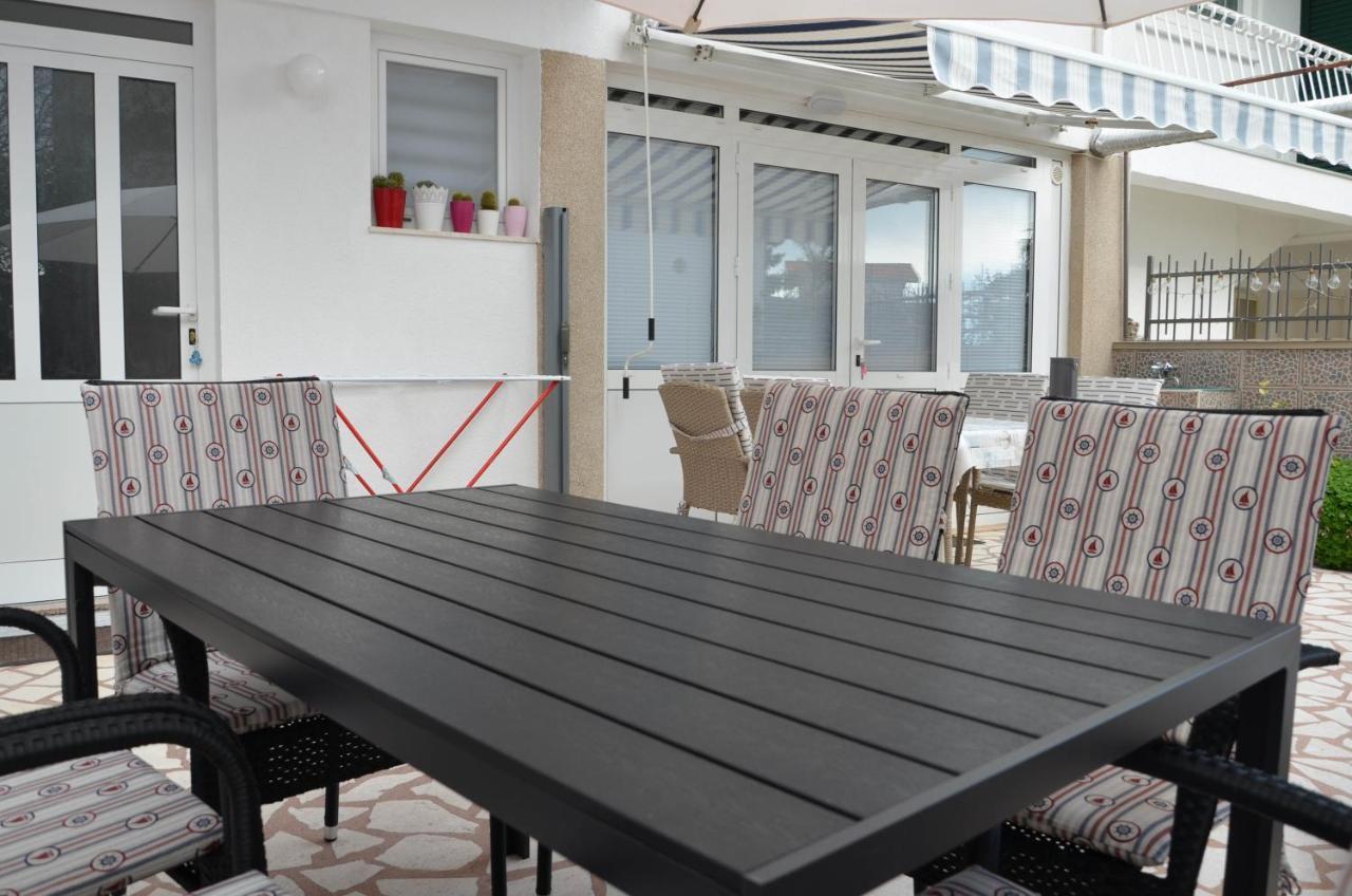Apartmán Ma-Lo Pirovac Exteriér fotografie